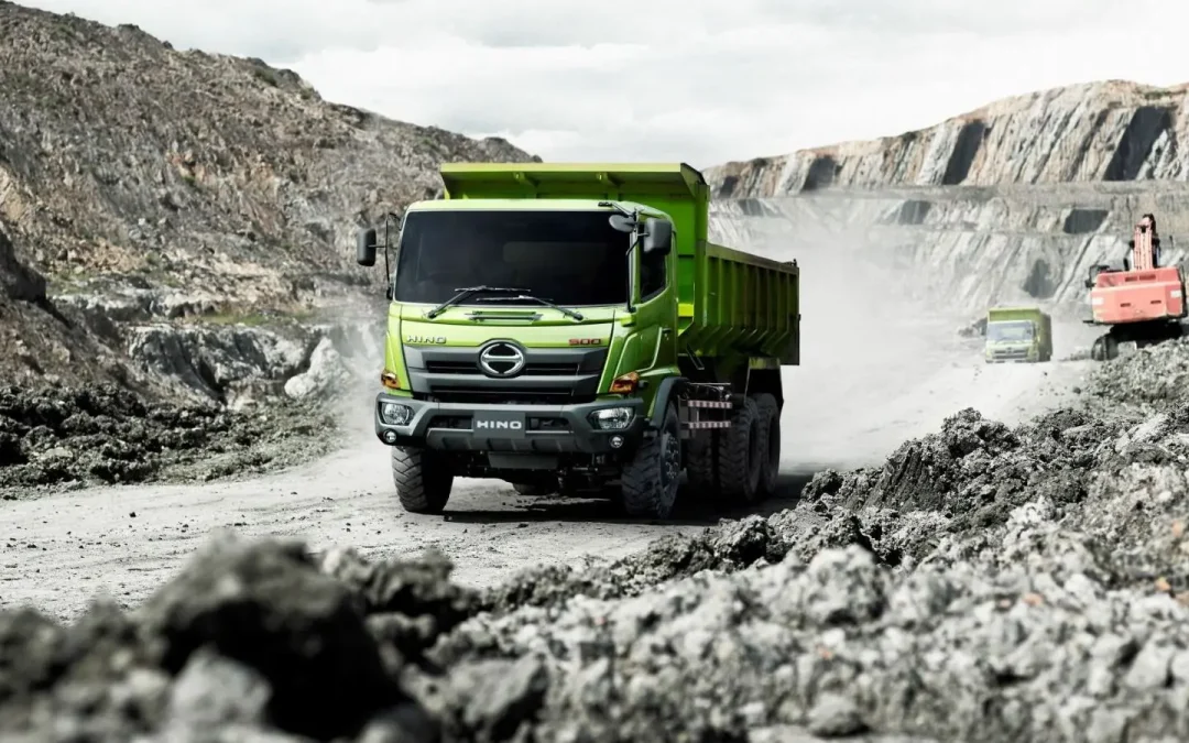 Hino Market Leader Medium Duty 2025 Raih 56%