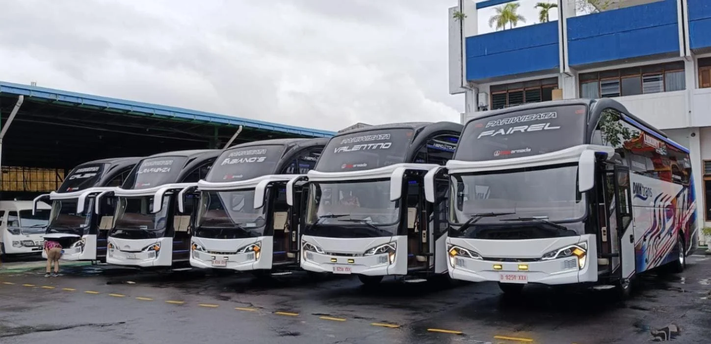 Hino-Bus-RM-280-ABS